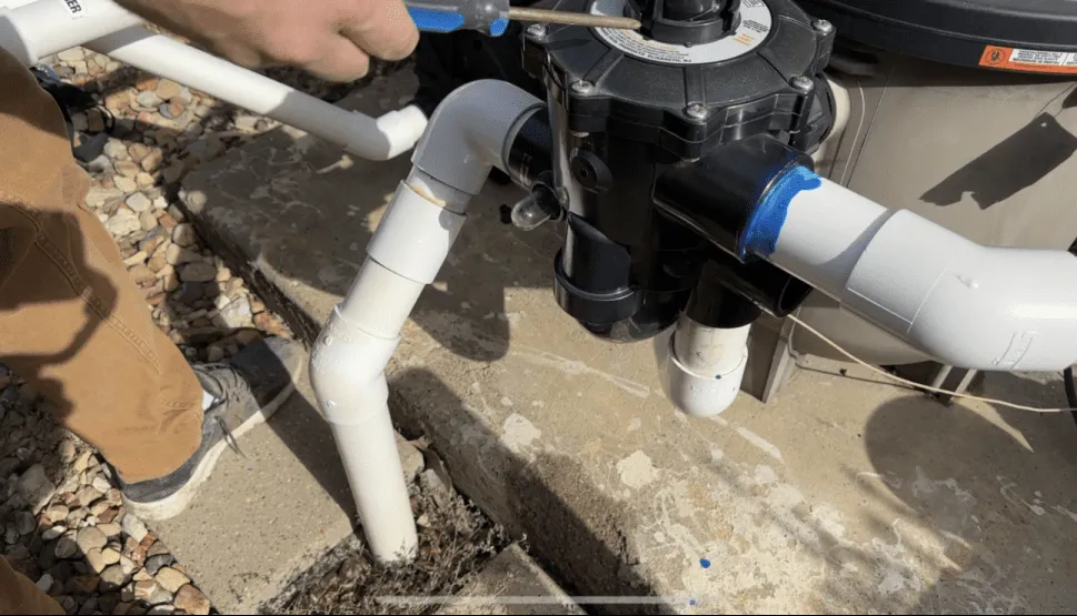 Multiport pool backwash valve